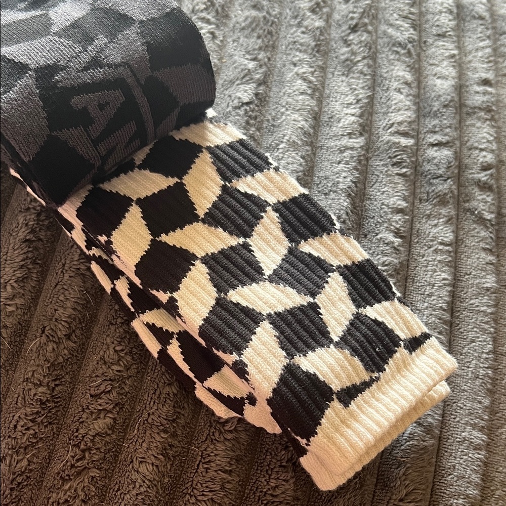 Vans Black & Gray Patterned Crew Socks - 2 Pack - Picture 3 of 6